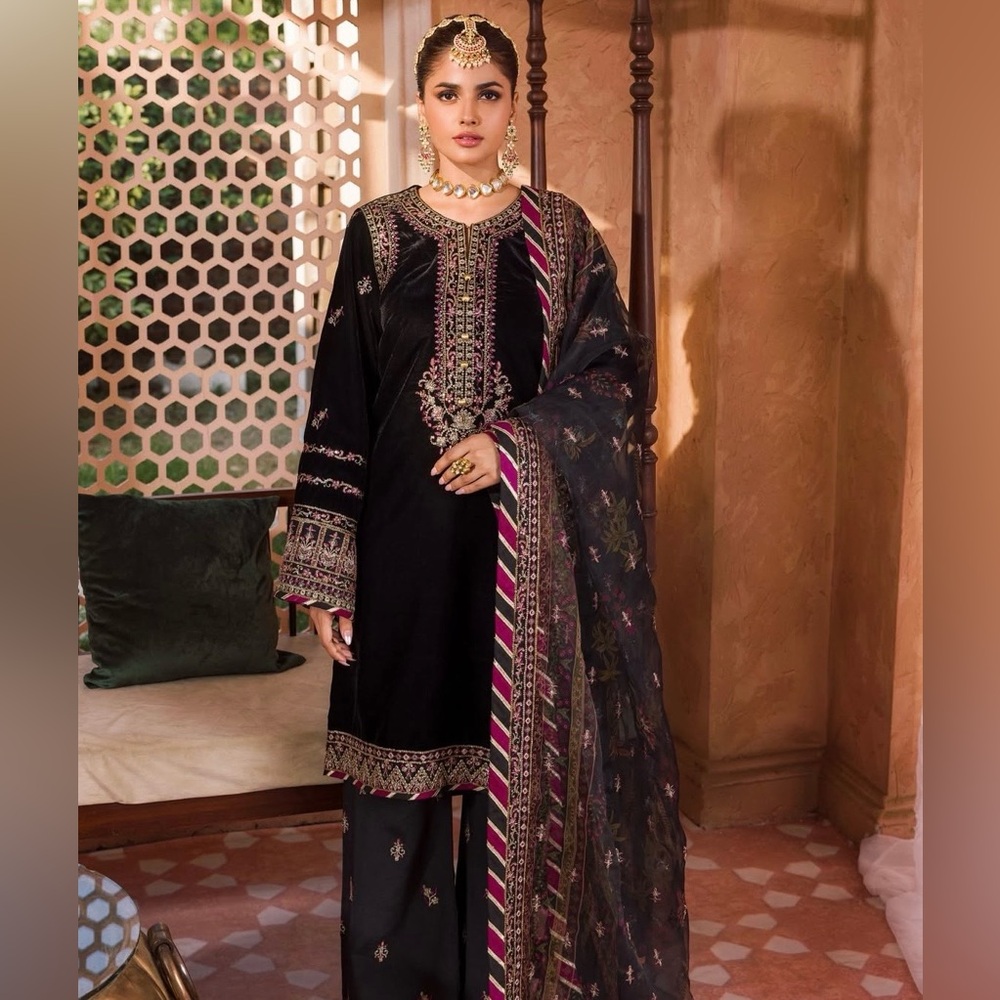 Elegant Black Embroidered luxury velvet dress brand motifz Pakistani Indian